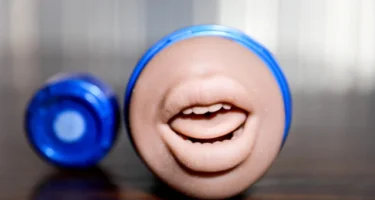 Fleshlight Boost Blow review: Gobbling Oral Delight!