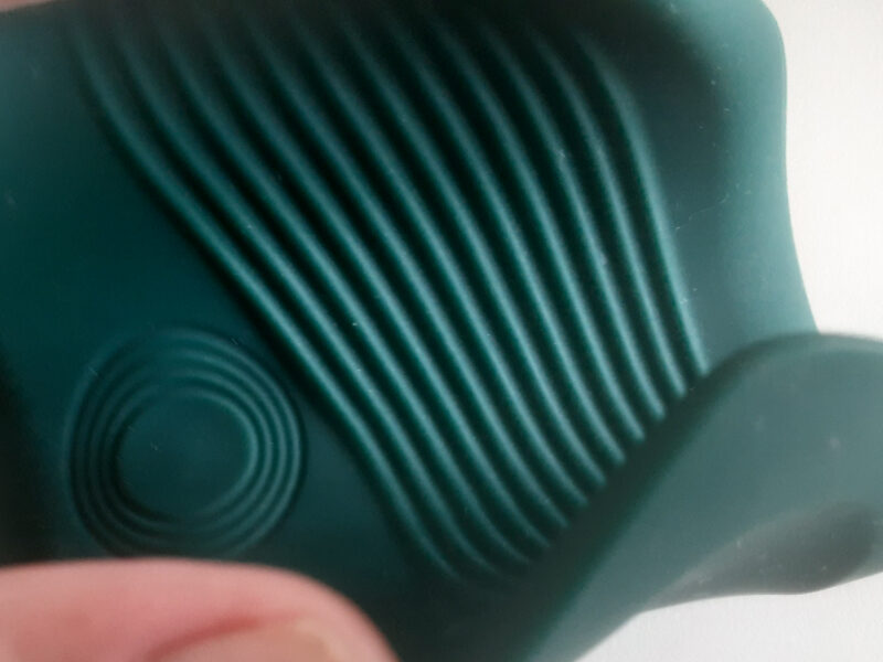 Inner canal of gush 2 Motion - ribbed diagonal lines